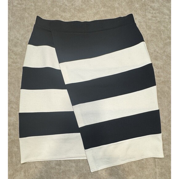 Athleta Dresses & Skirts - Spence Pencil Skirt Women's LARGE Black White Stripe Pull On Wrap Lined